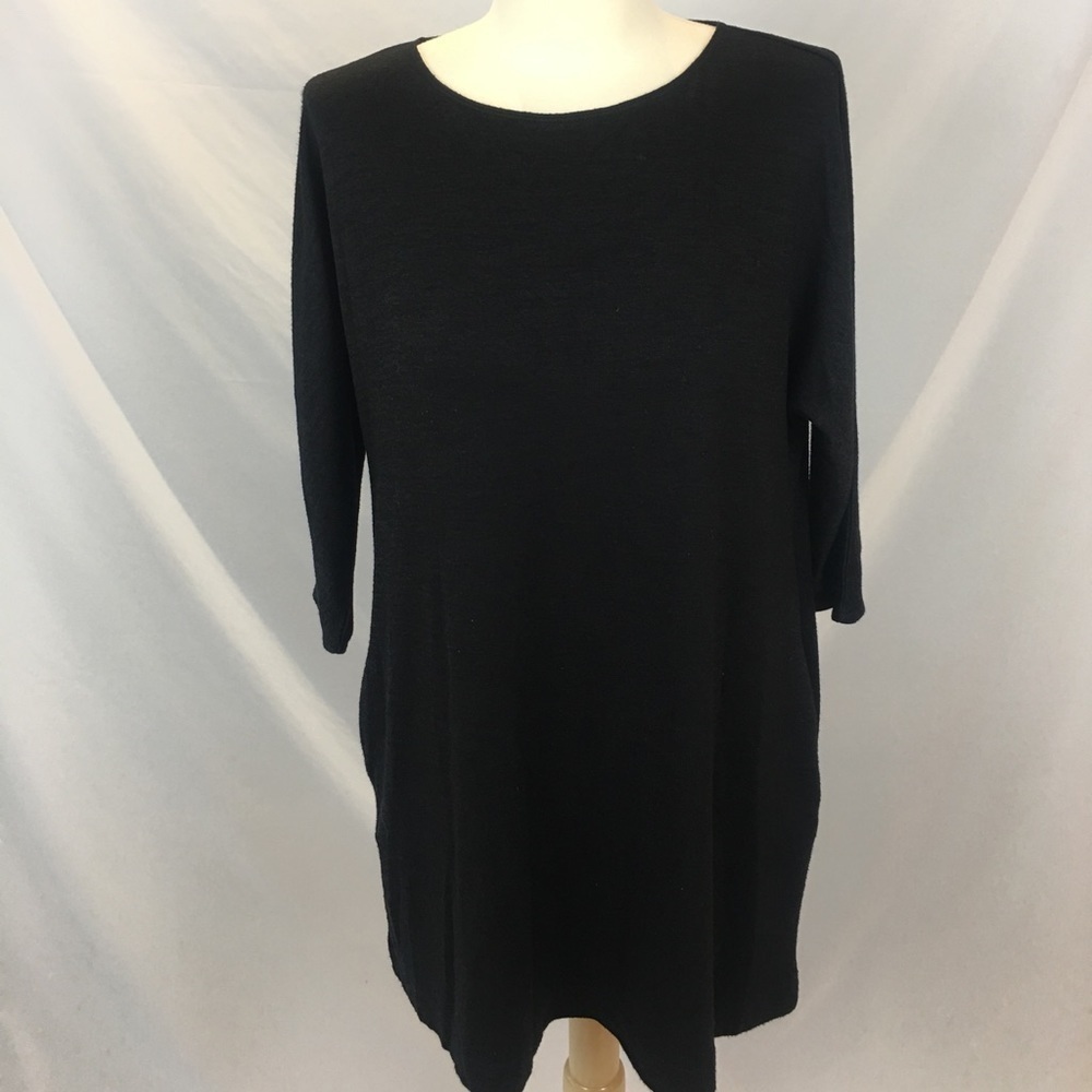 Aritzia Wifred Free basic black stretch dress